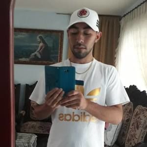 Meet your Posher, Felipe